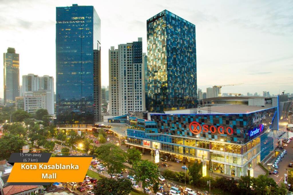 Elegance 2br @ Bassura East /netflix Appartement Jakarta