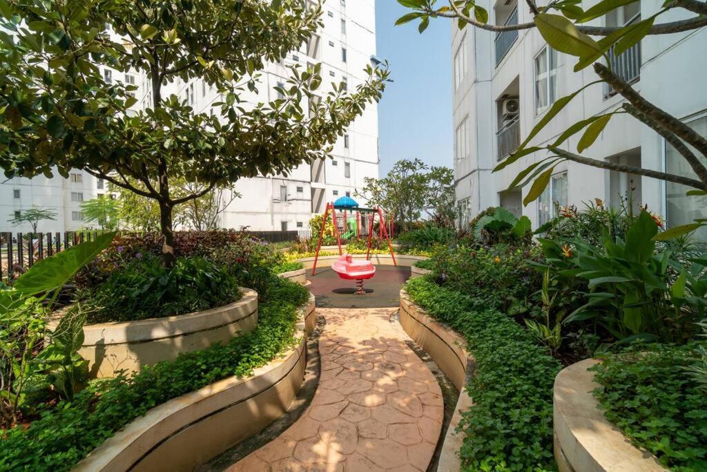 Elegance 2br @ Bassura East /netflix Jakarta