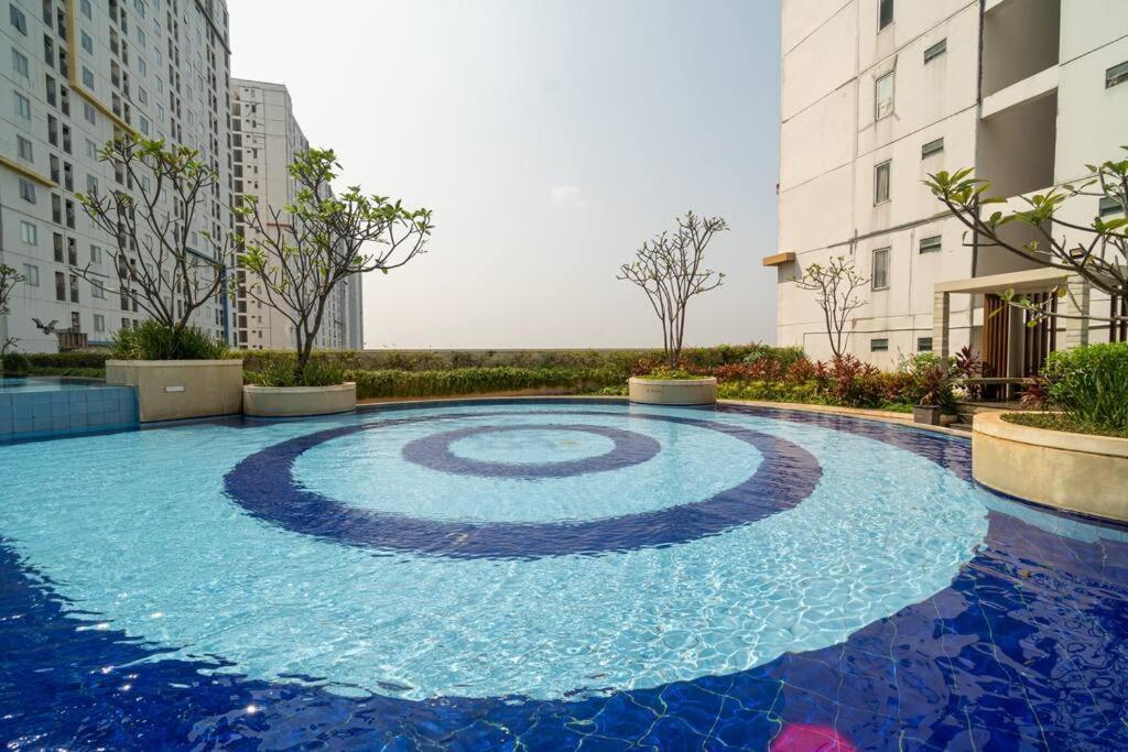 Elegance 2br @ Bassura East /netflix * Jakarta
